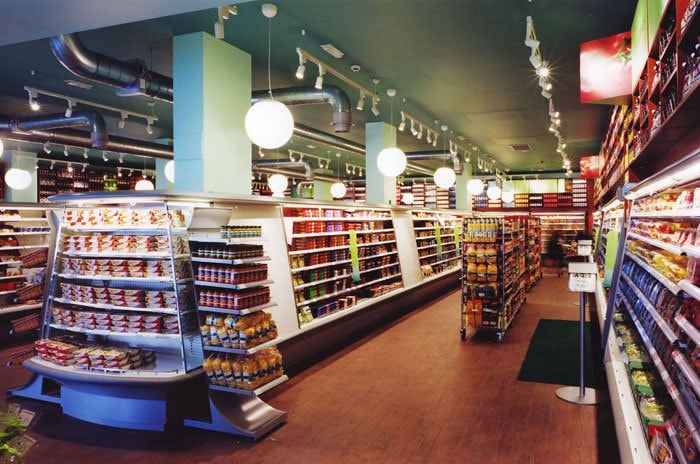 Marks & Spencer: Mode versus Food Marks & Spencer: Mode versus Food