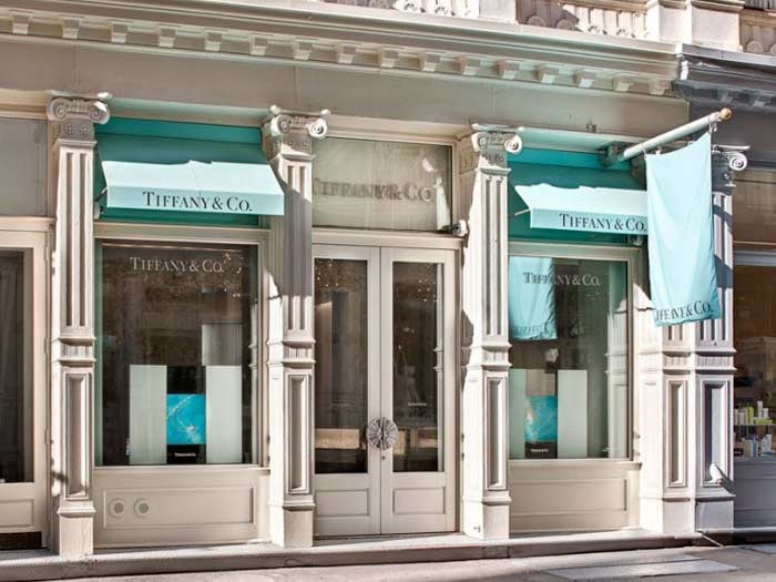 69 Louis Vuitton tassen: Dit moeten retailers verkopen om de huur te betalen 69 Louis Vuitton tassen: Dit moeten retailers verkopen om de huur te betalen