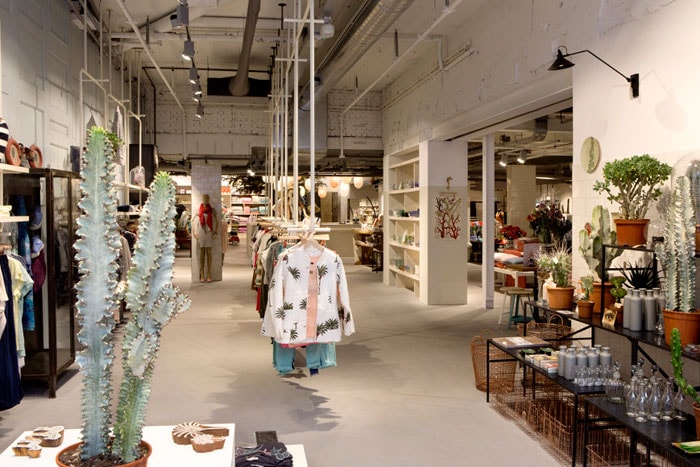 Sissy-Boy Amsterdam breidt uit, American Apparel sluit deels Sissy-Boy Amsterdam breidt uit, American Apparel sluit deels
