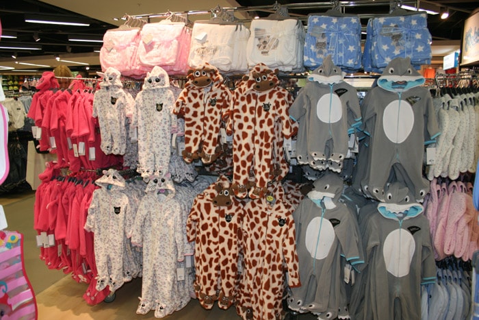 Primark noteert 13 procent omzetstijging in 2015 Primark noteert 13 procent omzetstijging in 2015