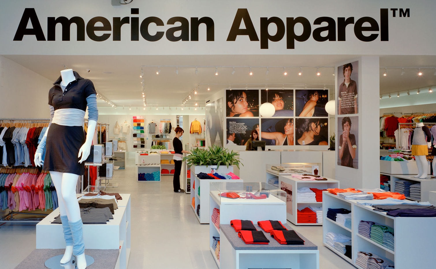 American Apparel vraagt uitstel van betaling aan American Apparel vraagt uitstel van betaling aan