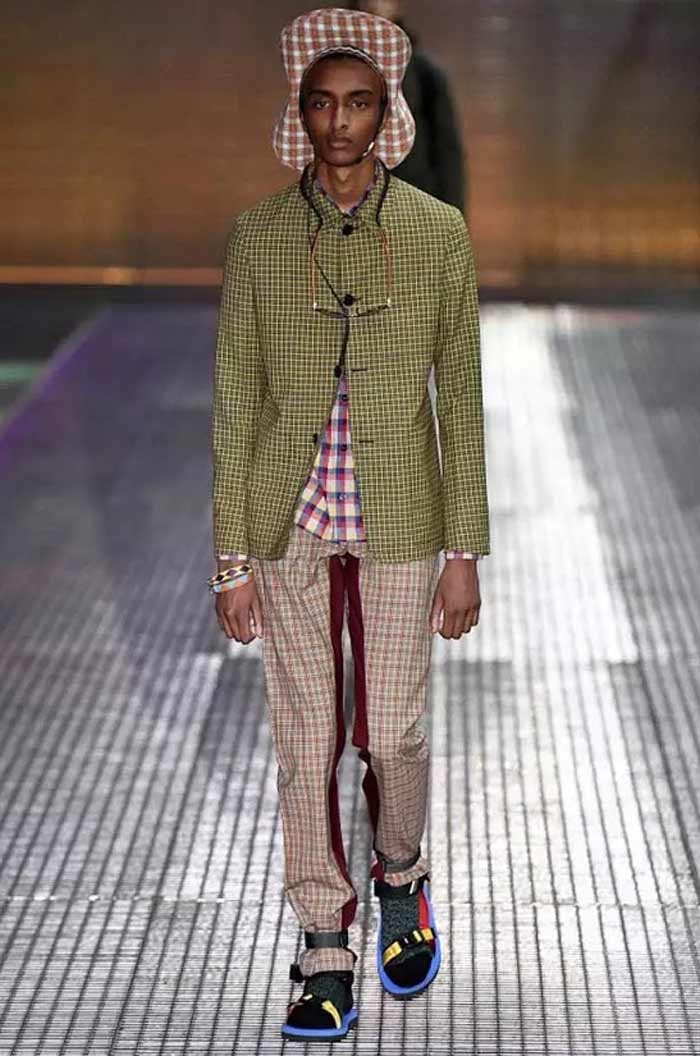 Trends SS17 gesignaleerd op Milan Fashion Week Men Trends SS17 gesignaleerd op Milan Fashion Week Men