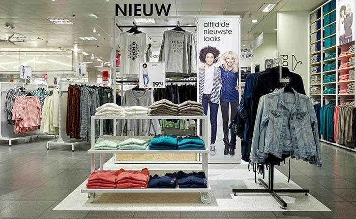 Minder netto-verlies voor Hema, mede dankzij kledingverkoop Minder netto-verlies voor Hema, mede dankzij kledingverkoop