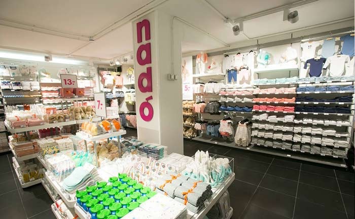 Minder netto-verlies voor Hema, mede dankzij kledingverkoop Minder netto-verlies voor Hema, mede dankzij kledingverkoop