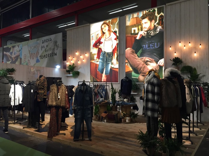 Modefabriek: rijke aankleding stands is de grootste troef Modefabriek: rijke aankleding stands is de grootste troef