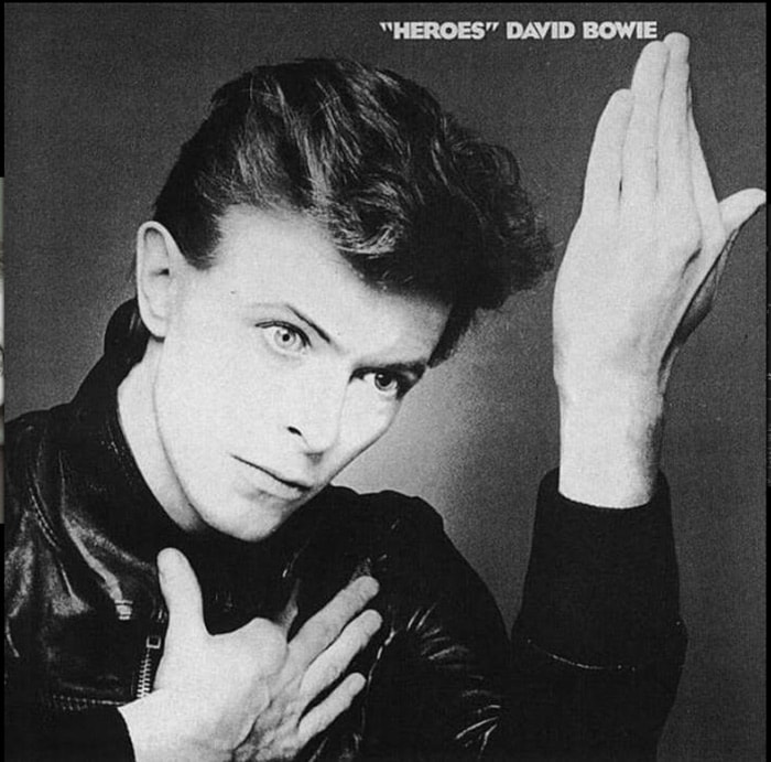 David Bowie: de dood van een mode-icoon David Bowie: de dood van een mode-icoon