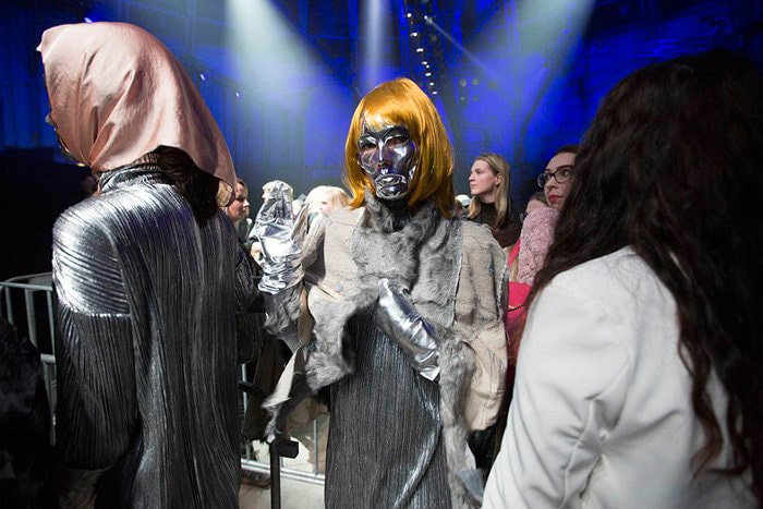 Overzicht: dit was de 24e editie van Amsterdam Fashion Week Overzicht: dit was de 24e editie van Amsterdam Fashion Week
