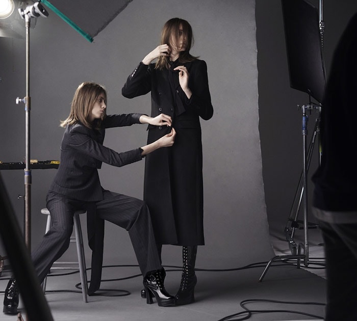 Kijken: Uniqlo x Carine Roitfeld Kijken: Uniqlo x Carine Roitfeld