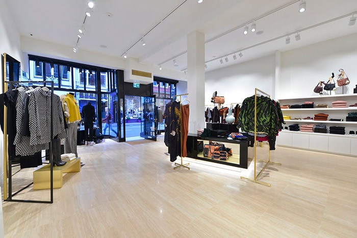 Essentiel Antwerp: “Het gevoel in de winkel moet kloppen” Essentiel Antwerp: “Het gevoel in de winkel moet kloppen”