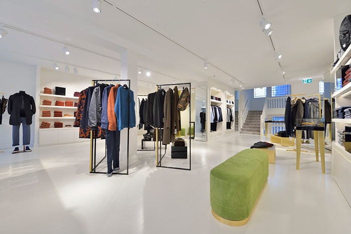 Essentiel Antwerp: “Het gevoel in de winkel moet kloppen” Essentiel Antwerp: “Het gevoel in de winkel moet kloppen”
