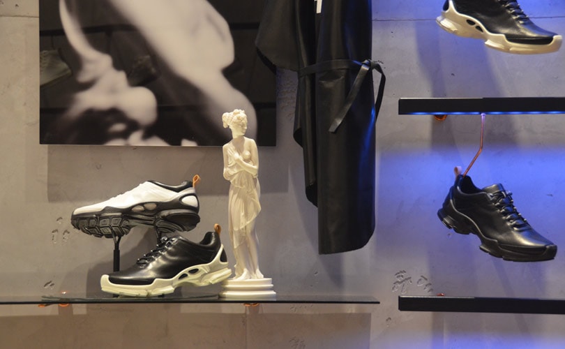 360° video - Zo ziet de nieuwe Ecco W-21 store met innovatie lab eruit 360° video - Zo ziet de nieuwe Ecco W-21 store met innovatie lab eruit