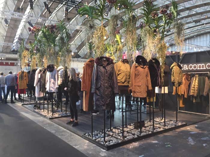 “Duurzaamheid moet gewoon normaal worden op de Modefabriek” “Duurzaamheid moet gewoon normaal worden op de Modefabriek”