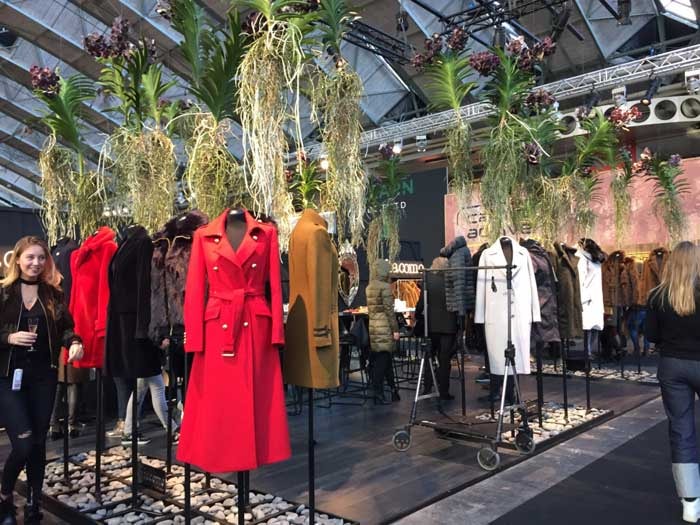In Beeld: plantentrend bij stands tijdens Modefabriek In Beeld: plantentrend bij stands tijdens Modefabriek