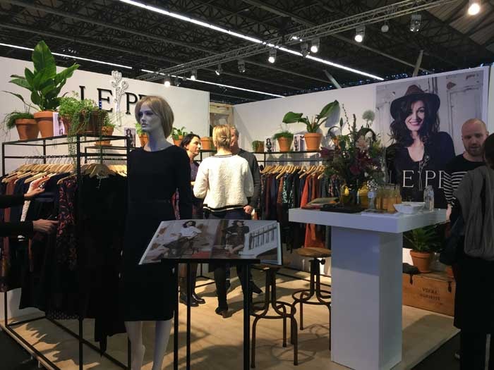 In Beeld: plantentrend bij stands tijdens Modefabriek In Beeld: plantentrend bij stands tijdens Modefabriek