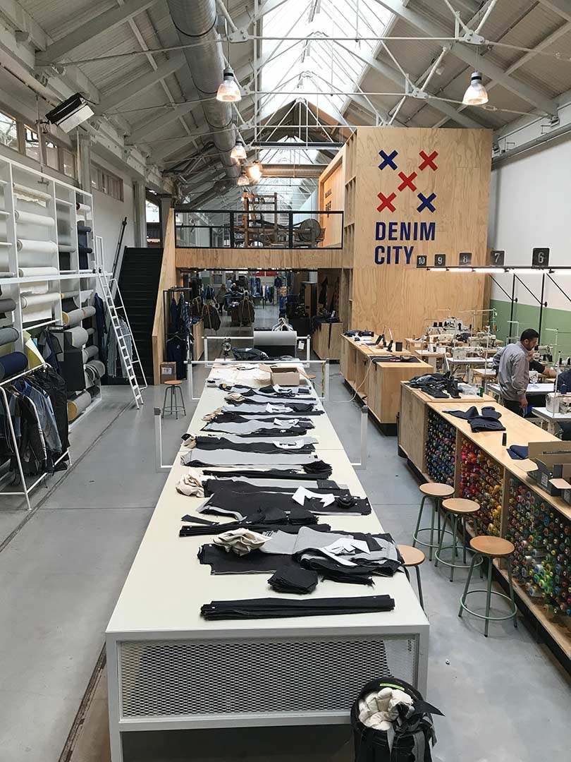 Denim City brengt eigen jeans op de markt Denim City brengt eigen jeans op de markt