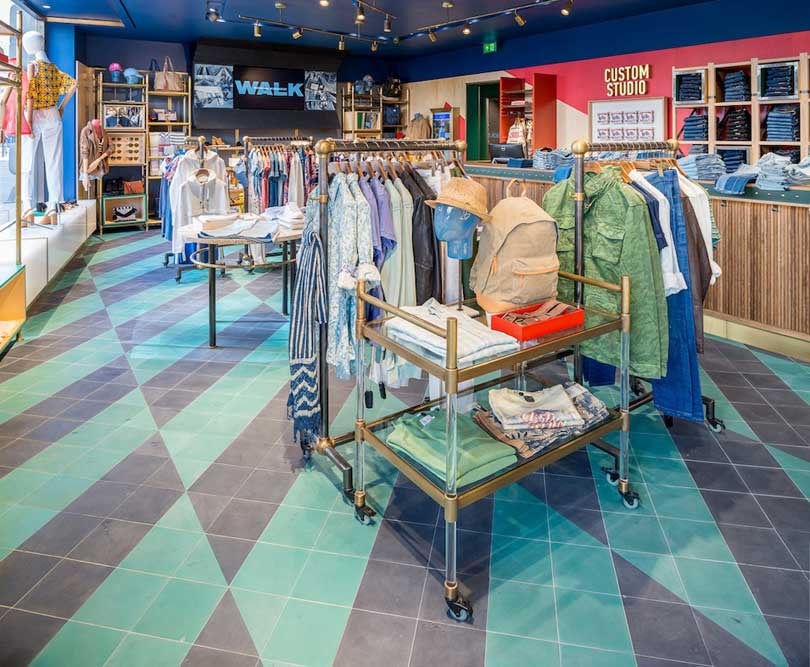 Kijken: Pepe Jeans debuut nieuw winkelconcept Kijken: Pepe Jeans debuut nieuw winkelconcept