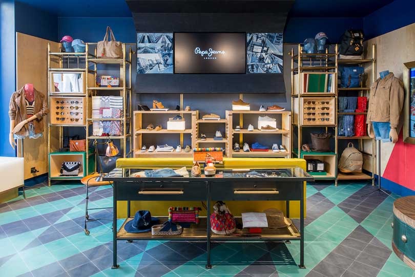 Kijken: Pepe Jeans debuut nieuw winkelconcept Kijken: Pepe Jeans debuut nieuw winkelconcept