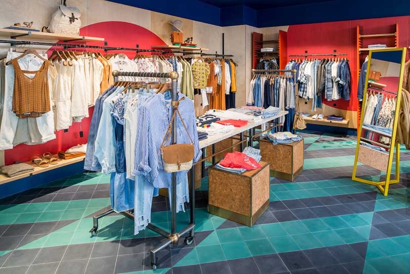 Kijken: Pepe Jeans debuut nieuw winkelconcept Kijken: Pepe Jeans debuut nieuw winkelconcept