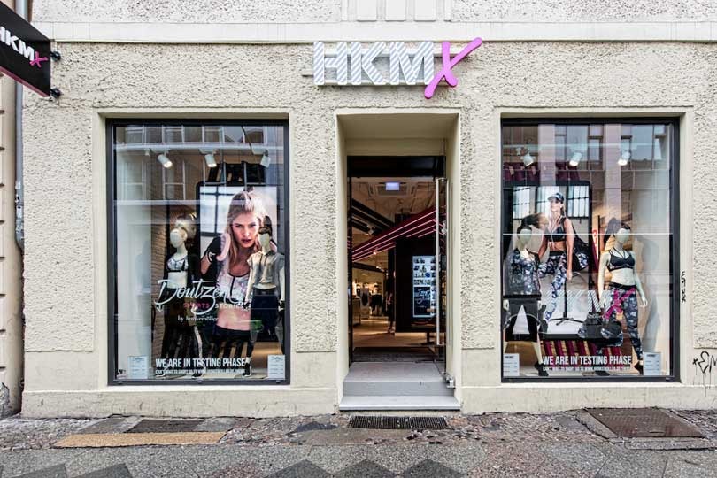 Hunkemöller opent eerste sportwinkel HKMX in Berlijn Hunkemöller opent eerste sportwinkel HKMX in Berlijn