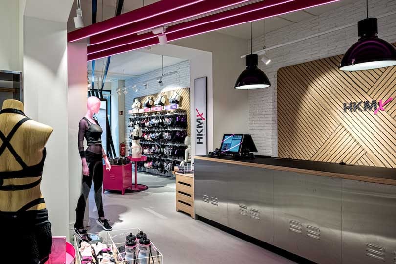 Hunkemöller opent eerste sportwinkel HKMX in Berlijn Hunkemöller opent eerste sportwinkel HKMX in Berlijn