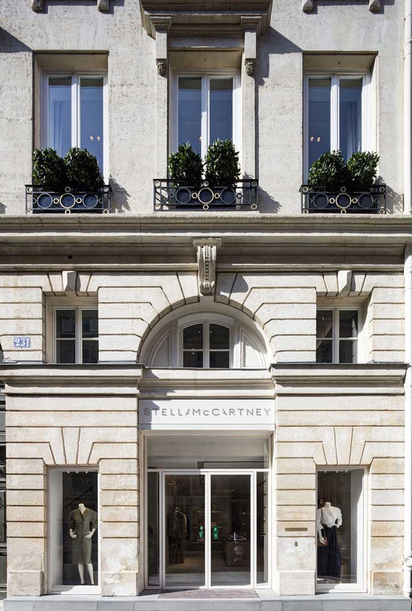 Stella McCartney zet met nieuw retailconcept in op duurzaamheid Stella McCartney zet met nieuw retailconcept in op duurzaamheid