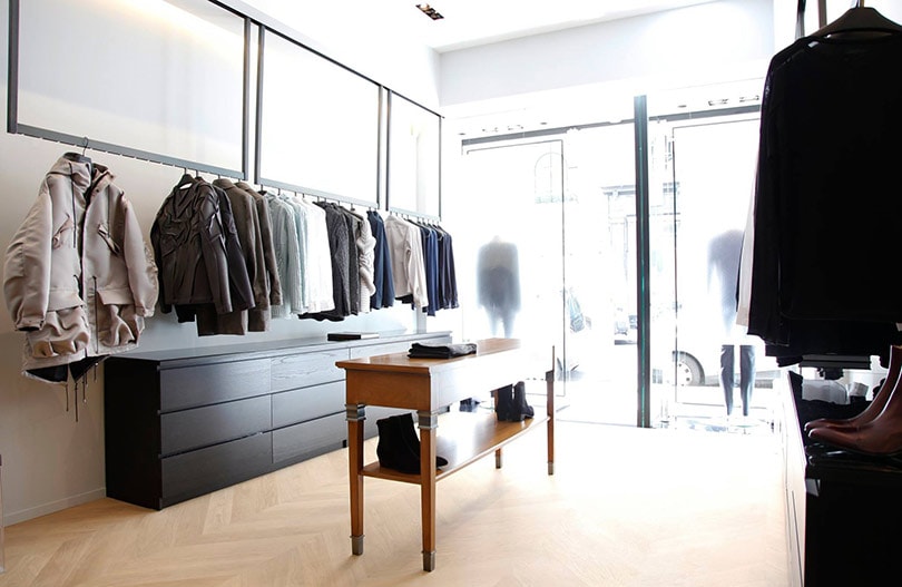 Rochas opent eerste mannenmodewinkel in Parijs Rochas opent eerste mannenmodewinkel in Parijs