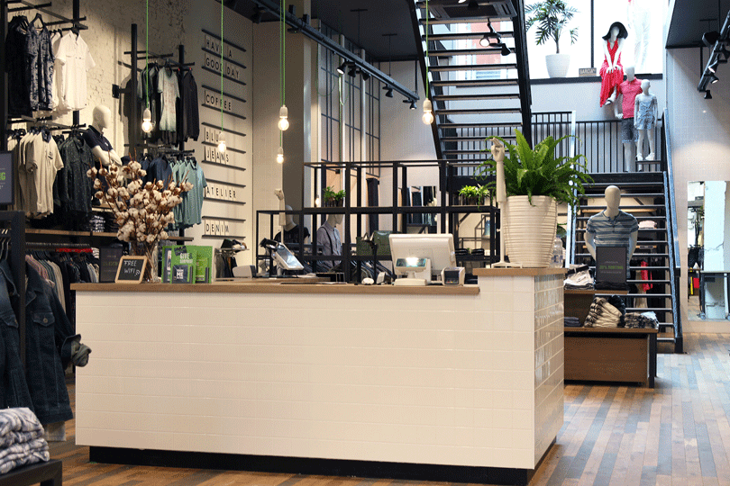 Kijken: Flagshipstore Jeans Centre Den Haag Kijken: Flagshipstore Jeans Centre Den Haag