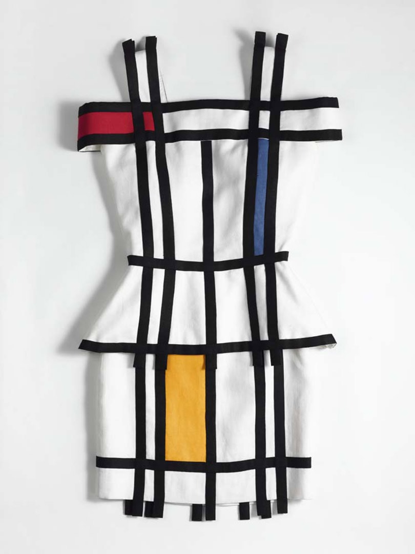 In beeld: Mondriaan-mode in het Gemeentemuseum In beeld: Mondriaan-mode in het Gemeentemuseum