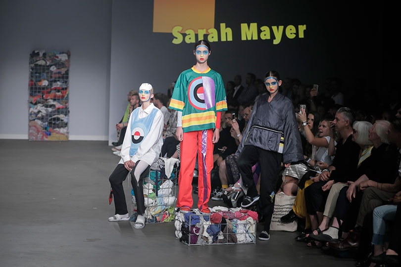 In Beeld: Focus op duurzame mode tijdens Amsterdam Fashion Week In Beeld: Focus op duurzame mode tijdens Amsterdam Fashion Week