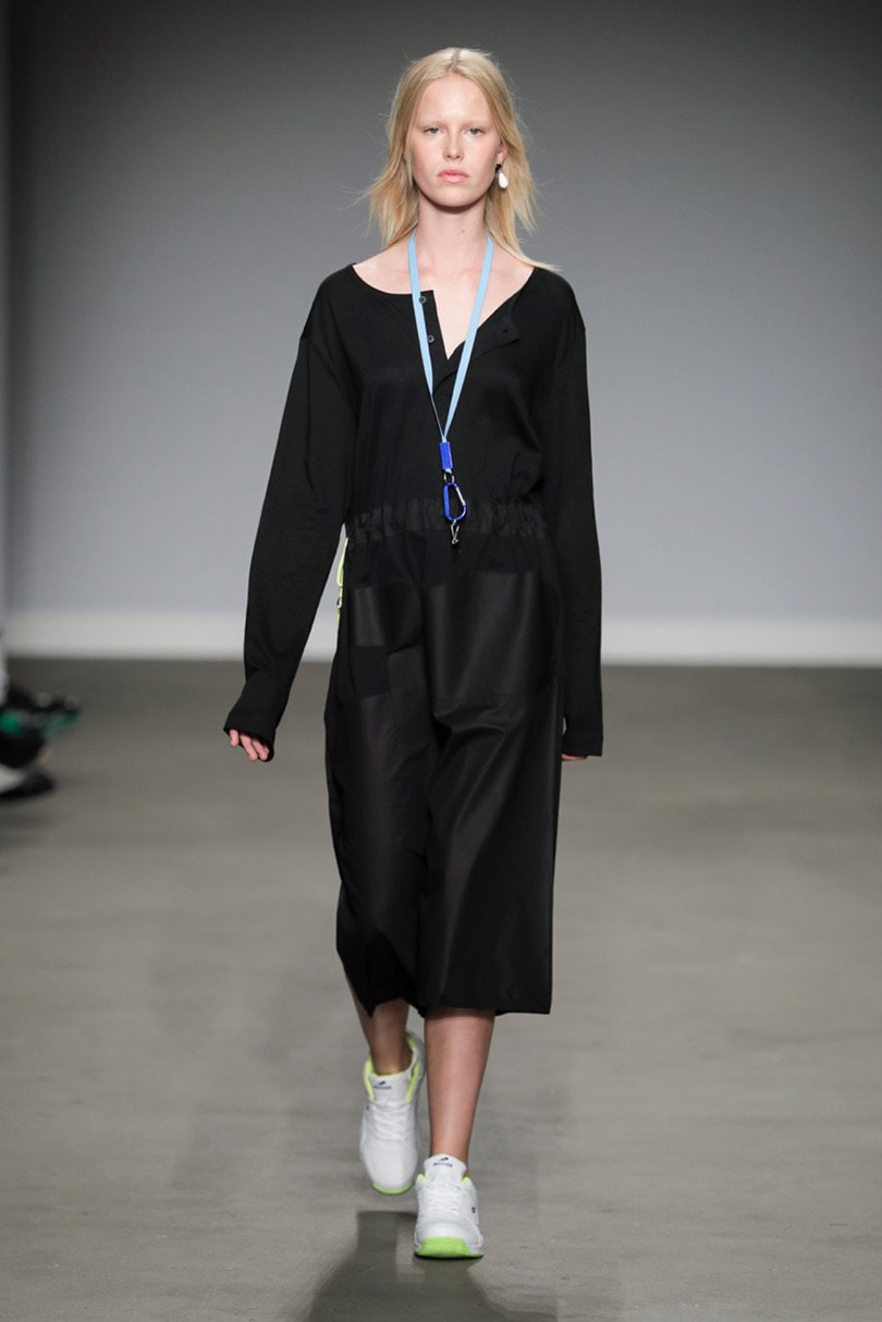 In Beeld: Focus op duurzame mode tijdens Amsterdam Fashion Week In Beeld: Focus op duurzame mode tijdens Amsterdam Fashion Week