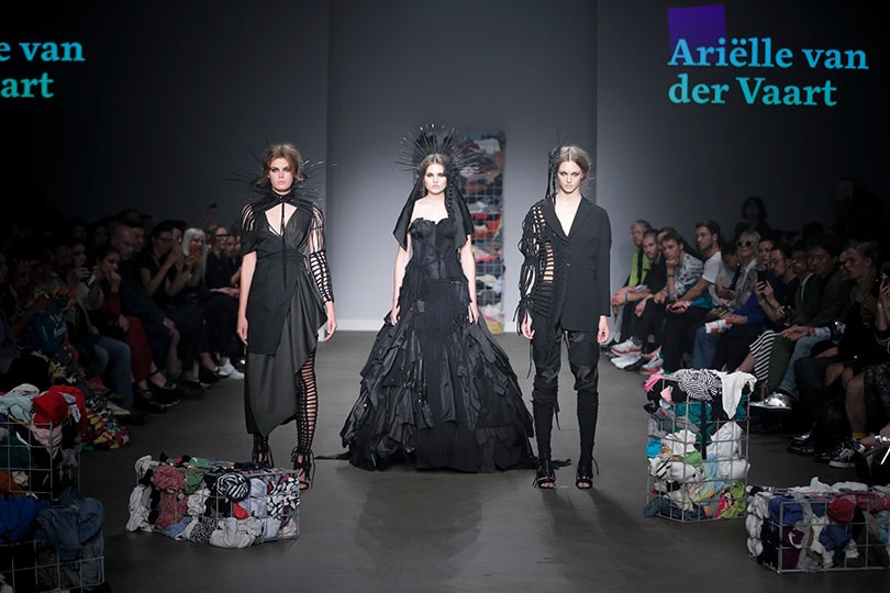 In Beeld: Focus op duurzame mode tijdens Amsterdam Fashion Week In Beeld: Focus op duurzame mode tijdens Amsterdam Fashion Week