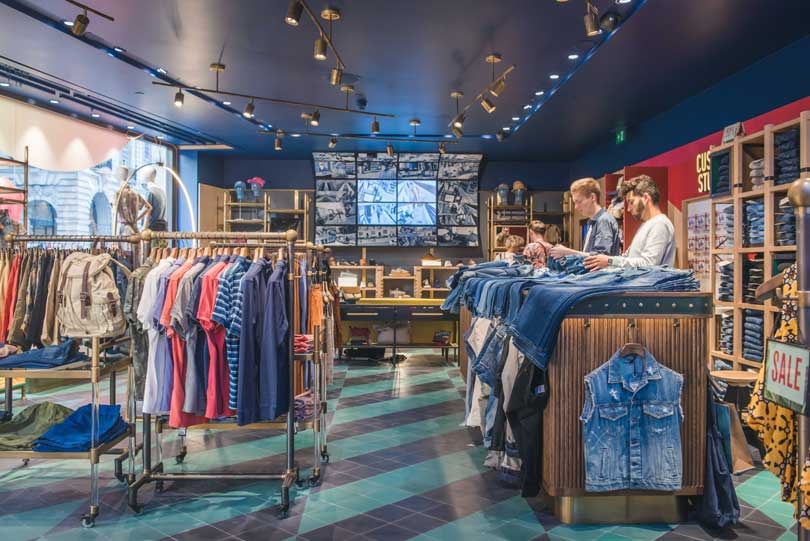 Q&A: Het nieuwe winkelconcept van Pepe Jeans Q&A: Het nieuwe winkelconcept van Pepe Jeans
