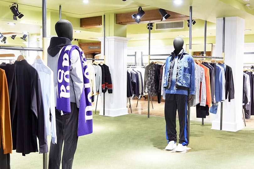 In beeld: vernieuwde mannenmode afdeling Liberty London In beeld: vernieuwde mannenmode afdeling Liberty London