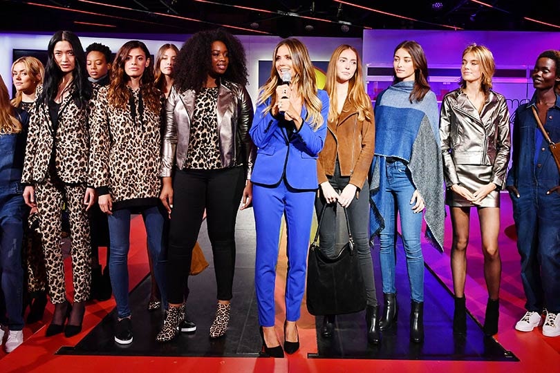 Kijken: Heidi Klum X Lidl collectie tijdens New York Fashion Week Kijken: Heidi Klum X Lidl collectie tijdens New York Fashion Week