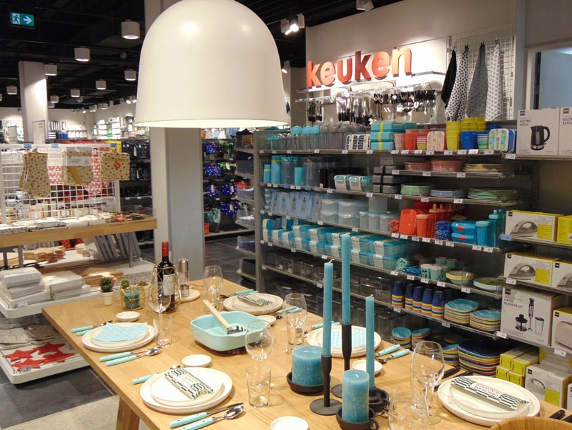 Hema opent eerste grote winkel volgens internationaal concept in Tilburg Hema opent eerste grote winkel volgens internationaal concept in Tilburg