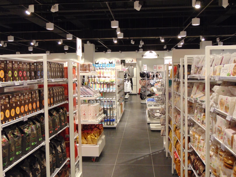 Hema opent eerste grote winkel volgens internationaal concept in Tilburg Hema opent eerste grote winkel volgens internationaal concept in Tilburg