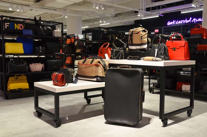 Saks OFF 5TH, Hudson's Bay en Topshop geopend in voormalig V&D pand Rotterdam Saks OFF 5TH, Hudson's Bay en Topshop geopend in voormalig V&D pand Rotterdam