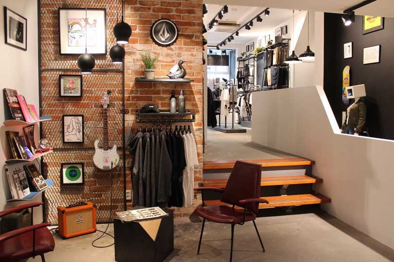 Skatemerk Volcom opent deuren eerste Nederlandse winkel Skatemerk Volcom opent deuren eerste Nederlandse winkel