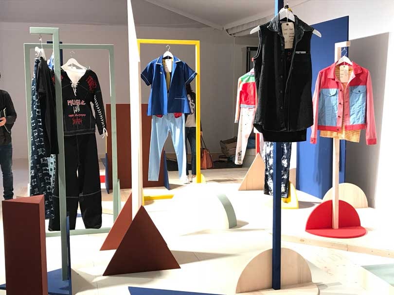 4 denimtrends voor SS19 volgens 'Denim Dudette' Amy Leverton 4 denimtrends voor SS19 volgens 'Denim Dudette' Amy Leverton