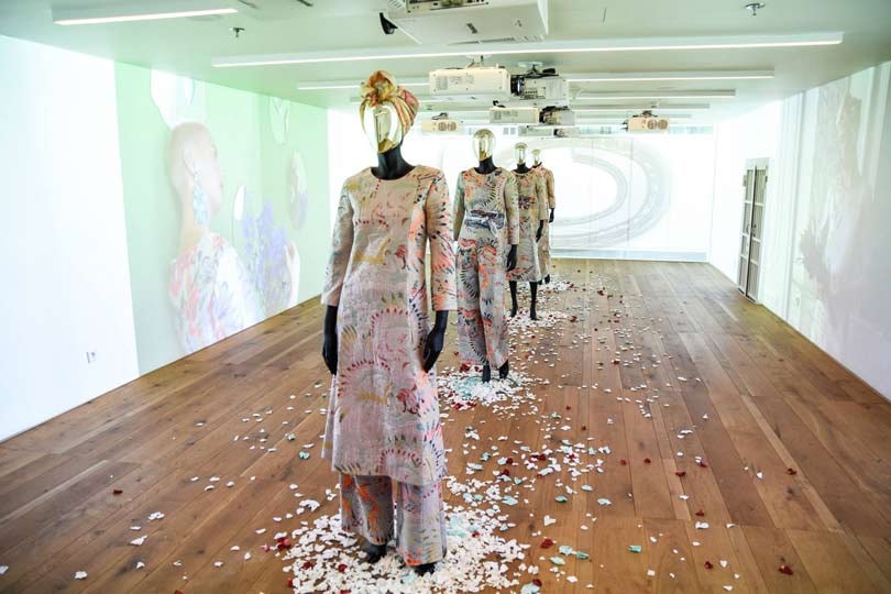 TOS gallery: Een droomwereld vertaald naar mode en esthetiek TOS gallery: Een droomwereld vertaald naar mode en esthetiek