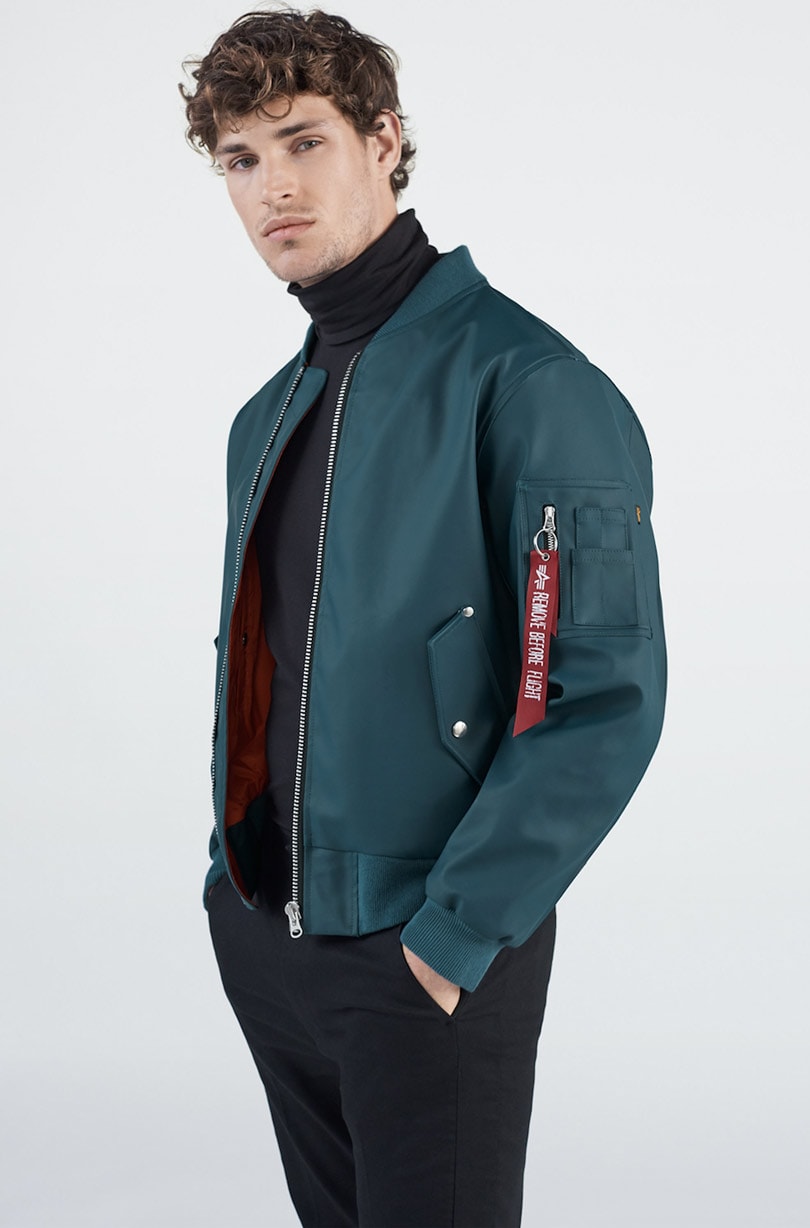 In Beeld: Stutterheim x Alpha Industries In Beeld: Stutterheim x Alpha Industries