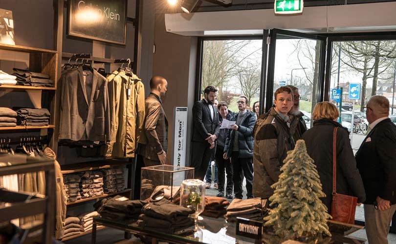 Zondagsopening: proces-verbaal voor Only for Men en Shoeby in Geldermalsen Zondagsopening: proces-verbaal voor Only for Men en Shoeby in Geldermalsen