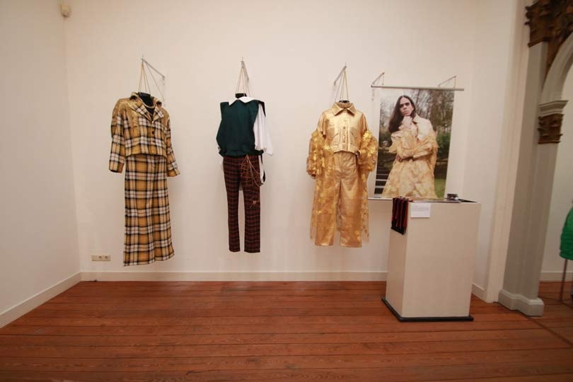 Kijken: Studenten Fashion Design presenteren werk tijdens Disclosure Kijken: Studenten Fashion Design presenteren werk tijdens Disclosure