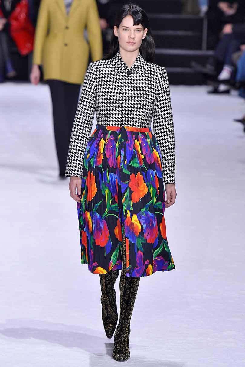 De hoogtepunten van Parijs Fashion Week in beeld en woord De hoogtepunten van Parijs Fashion Week in beeld en woord