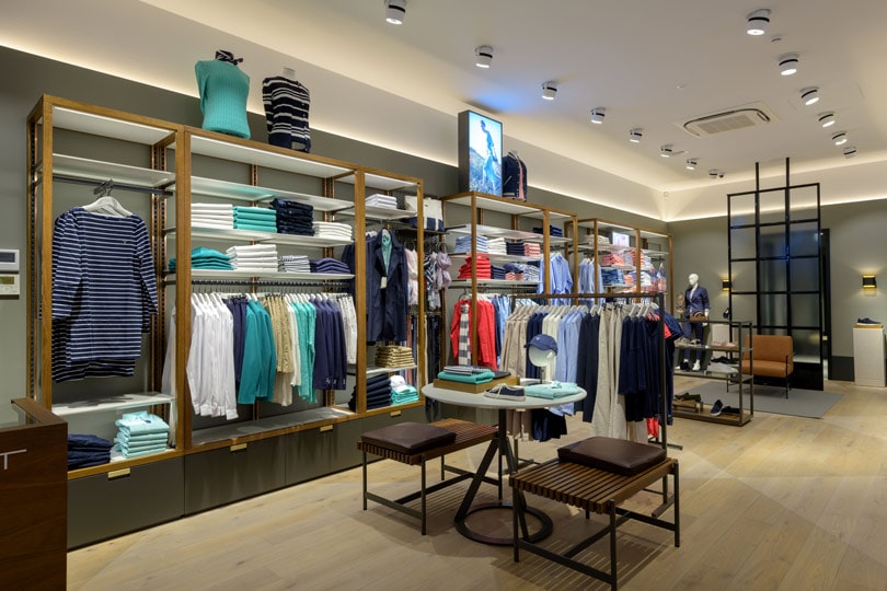 Terug in de winkelstraat: Binnenkijken bij nieuwe winkel Gant in Gent Terug in de winkelstraat: Binnenkijken bij nieuwe winkel Gant in Gent