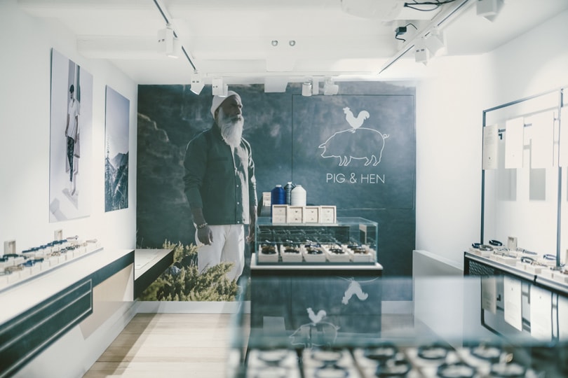 Mannen armbandmerk Pig & Hen opent eerste winkel Mannen armbandmerk Pig & Hen opent eerste winkel