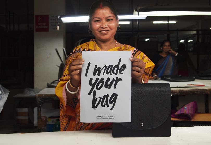 Ms. Bay gebruikt zalmleer voor producten: "Bijzonder materiaal dat onbekend is bij het ruime publiek” Ms. Bay gebruikt zalmleer voor producten: "Bijzonder materiaal dat onbekend is bij het ruime publiek”