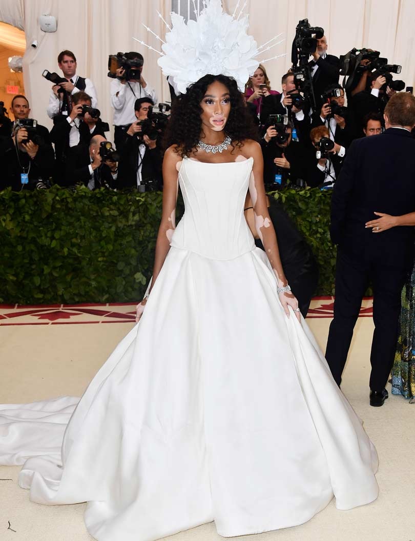 ‘Hemelse’ rode loper looks Met Gala 2018 in beeld ‘Hemelse’ rode loper looks Met Gala 2018 in beeld