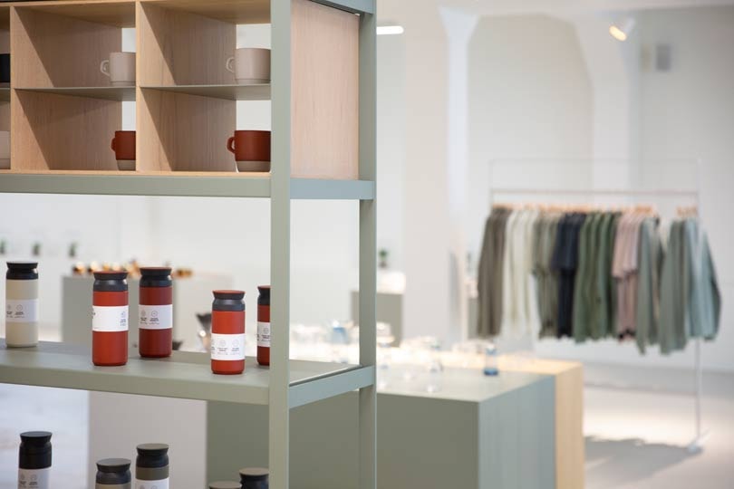 Hutspot lanceert eigen kledingcollectie: vier vragen aan de creatief directeur Hutspot lanceert eigen kledingcollectie: vier vragen aan de creatief directeur