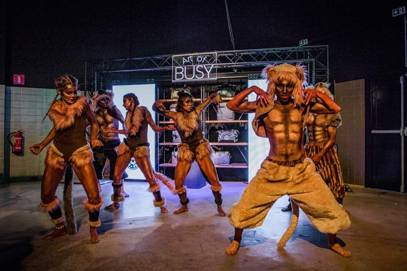 Kipling deelt voorproef van zijn nieuwe merkrichting Kipling deelt voorproef van zijn nieuwe merkrichting